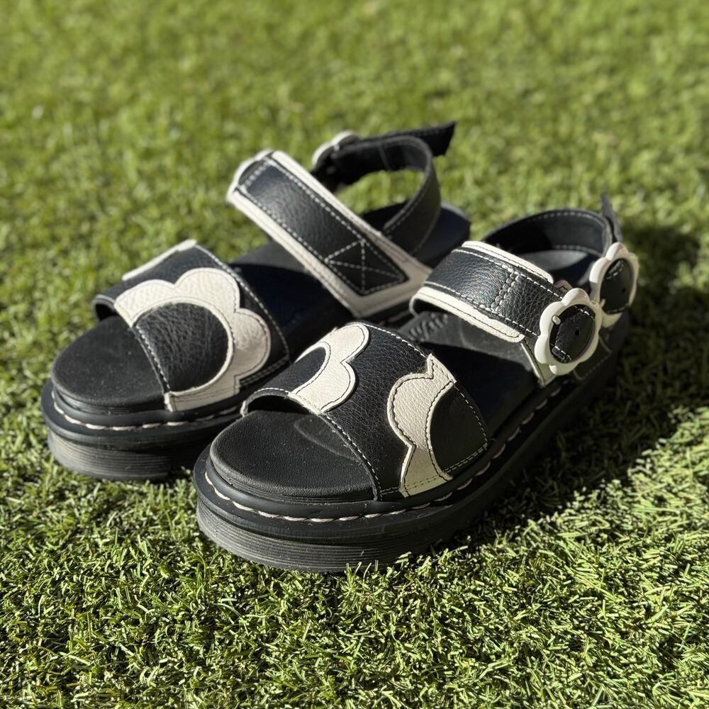 Dr. Martens Size 6 Voss Pisa Flower Platform Sandals